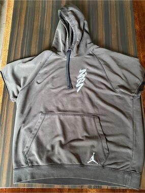 Men Nike Air Jordan pullover hoodie short sleeve XL Sweater Gray